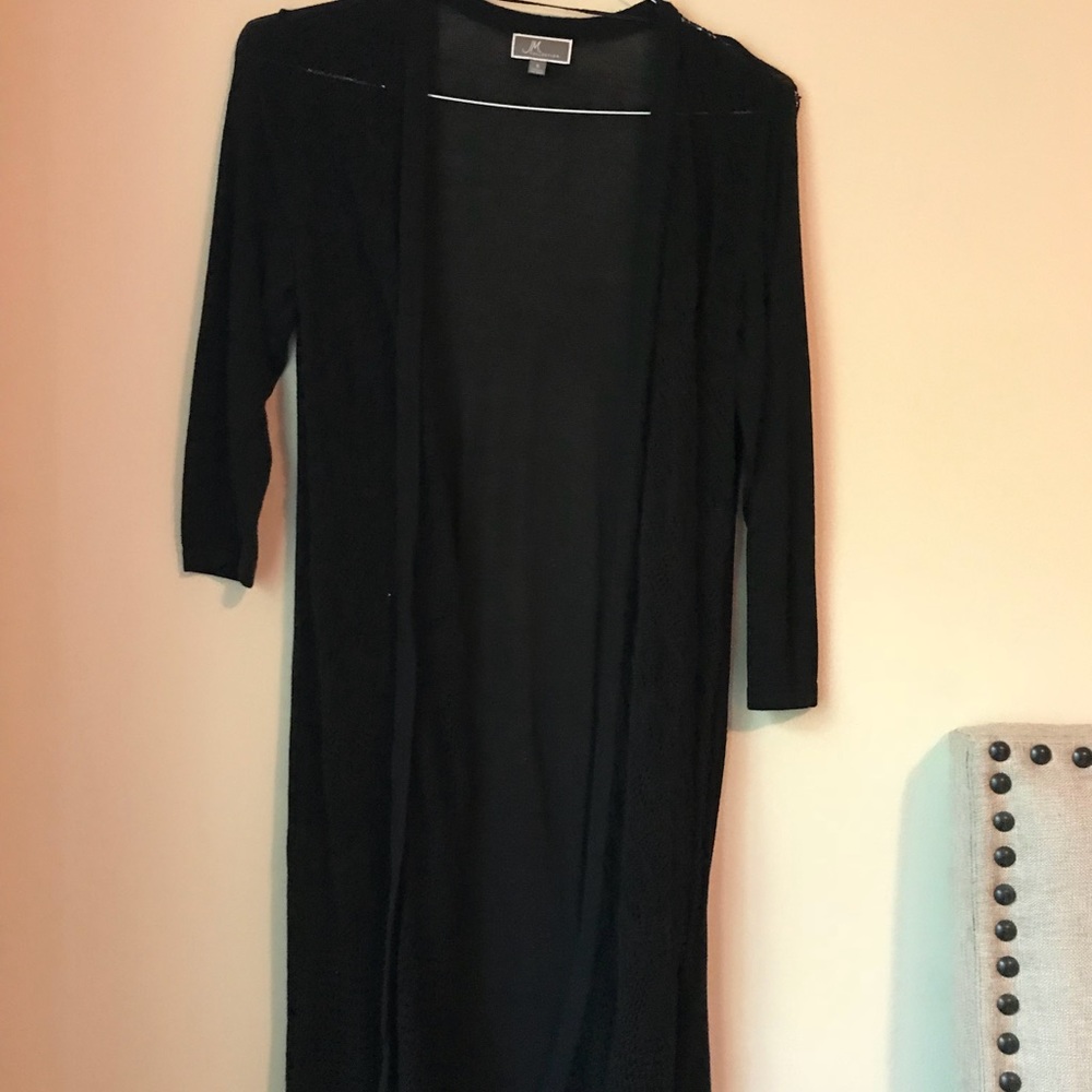 LONG BLACK SWEATER